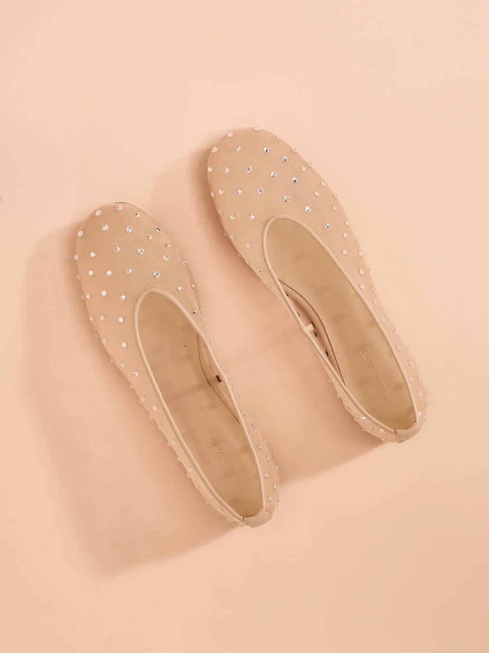 Alias Mae Pipper Flats in Cream