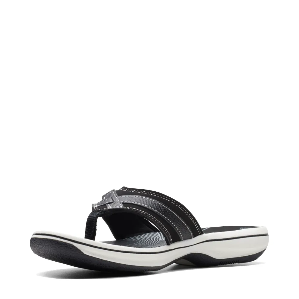 Clarks Women's Breeze Sea II Flip Thong Sandal in Black