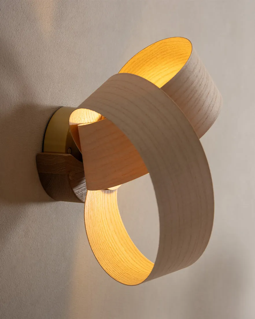 Verso Wireless Wall Light